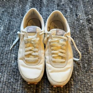 Nike Daybreak Sneaker